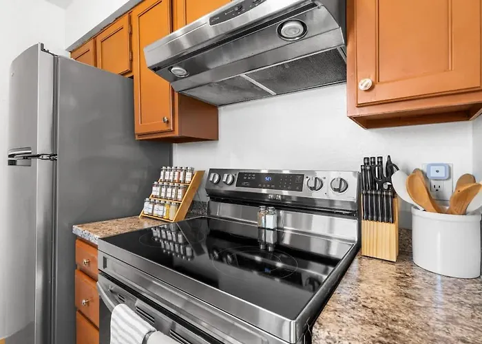 Sunny & Bright Charm With Community Pool * Tucson