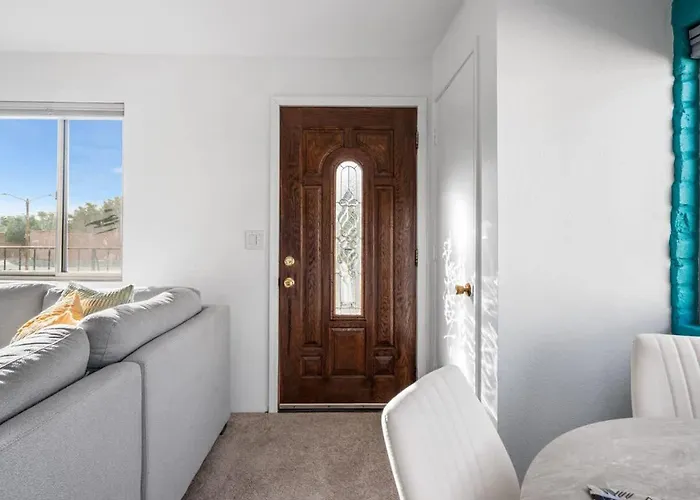 Sunny & Bright Charm With Community Pool * Tucson