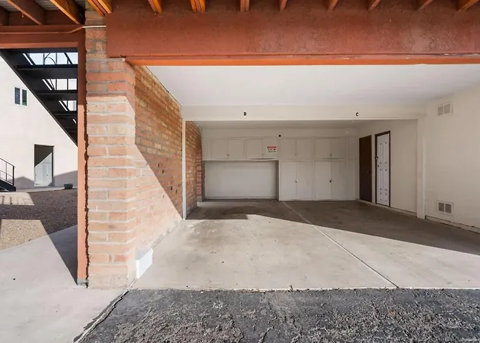 Sunny & Bright Charm With Community Pool Holiday home Tucson